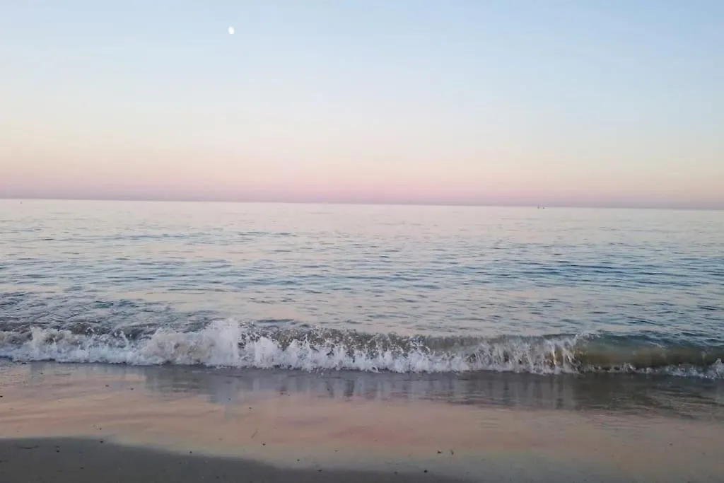 Sunny Seaside Sanctuary - Two Bedroom Apartment Brighton United Kingdom