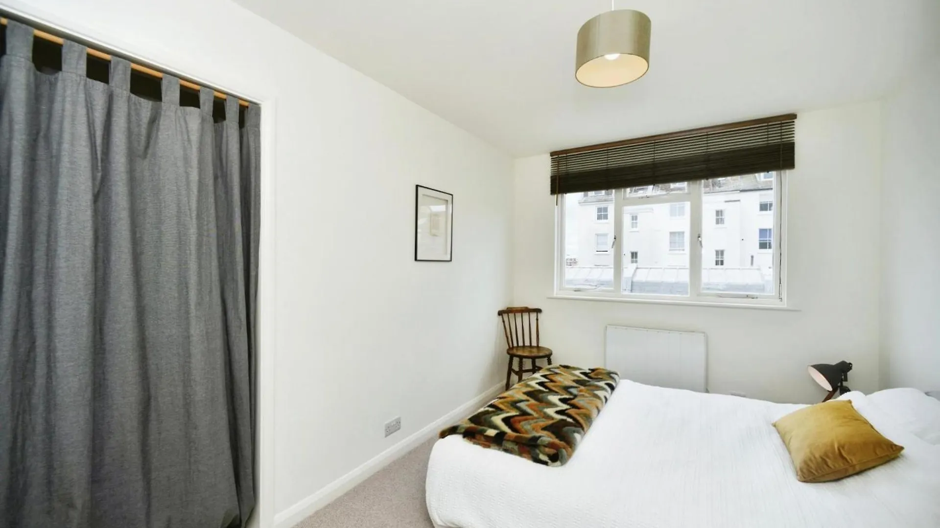 Sunny Seaside Sanctuary - Two Bedroom Apartment Brighton United Kingdom