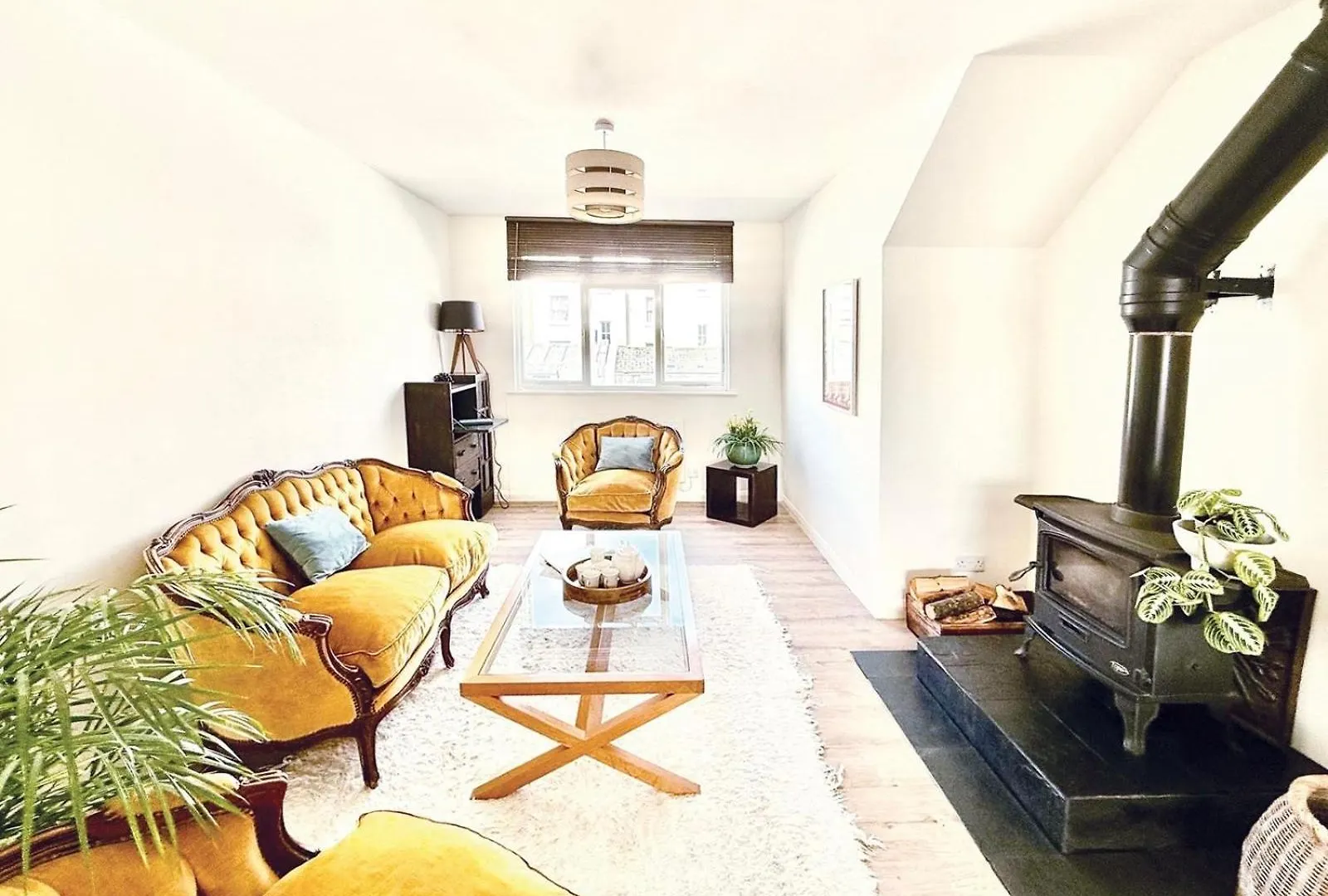 Sunny Seaside Sanctuary - Two Bedroom Apartment Брайтонн Великобритания