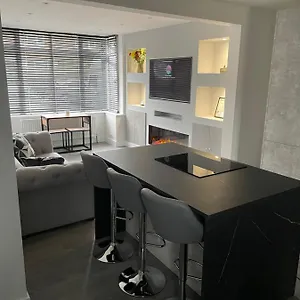 Va - Close To Luton Airport, M1 & A505 Luton (Bedfordshire)